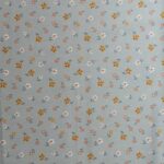 Tela florecitas fondo verde menta algodón - Imagen 2