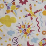 Tela de Algodón Estampado Estrellas y Lunas en Fondo Blanco - Imagen 2