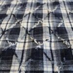 Tela VAQUERA ESTAMPADA cuadros azul oscuro y beige - Imagen 4